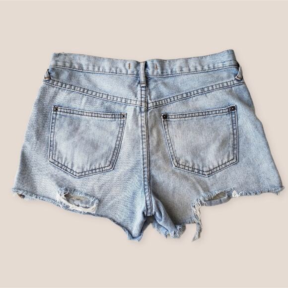 Free People shark bite Distressed Frayed Shorts 26 - Picture 2 of 6